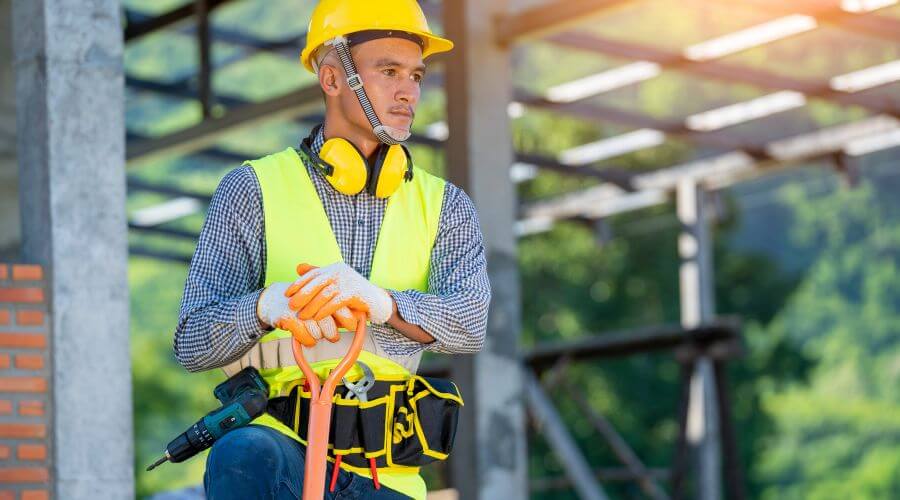 Professional gutter cleaning in Sanderson, TX